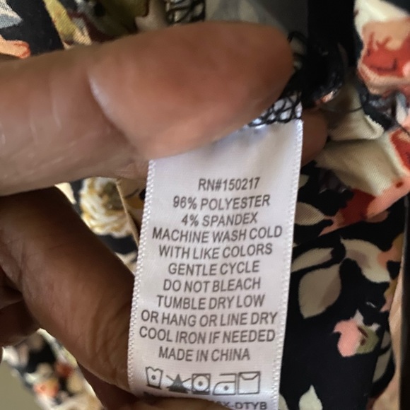 Comfortable and Soft Romper - Picture 6 of 8